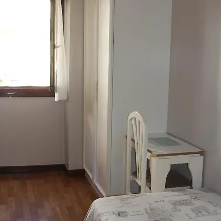 Lagunak Guest house