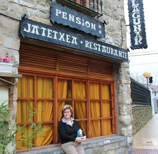 Lagunak Pensión Zarautz